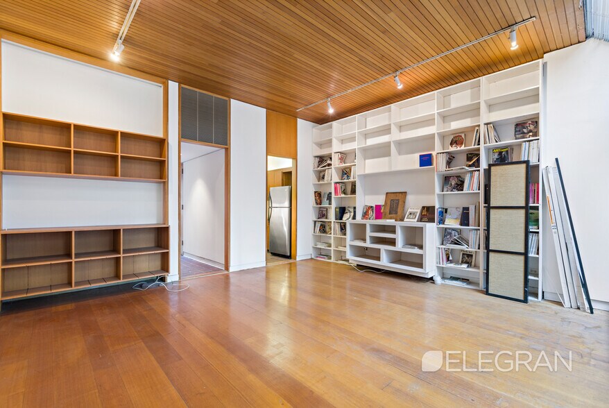 More Photos Of 246 E 48th St, New York Apartments For Sale