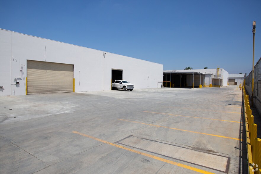 More Photos Of 5780 Soestern Ct, Chino Manufacturing For Sale