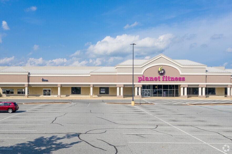 More Photos Of 75-87 S White Horse Pike, Hammonton Freestanding For Lease