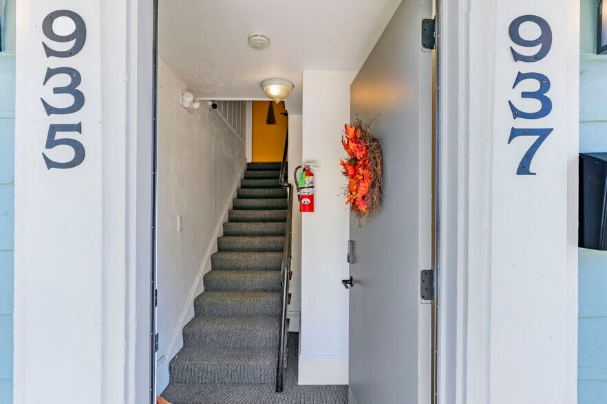 More Photos Of 937 Las Juntas St, Martinez Apartments For Sale