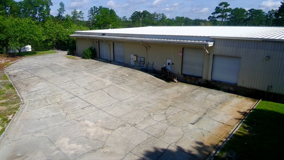 More Photos Of 3190 Highway 80 W, Bloomingdale Warehouse For Lease