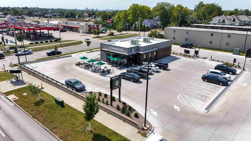 More Photos Of 3214 1st Ave NE, Cedar Rapids Fast Food For Sale