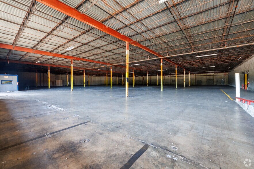 More Photos Of 1420 W Broad Ave, Albany Warehouse For Sale