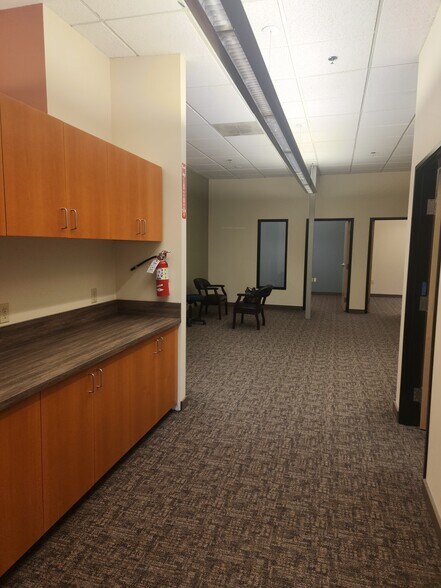 More Photos Of 1101 Broadway St, Vancouver Office For Lease