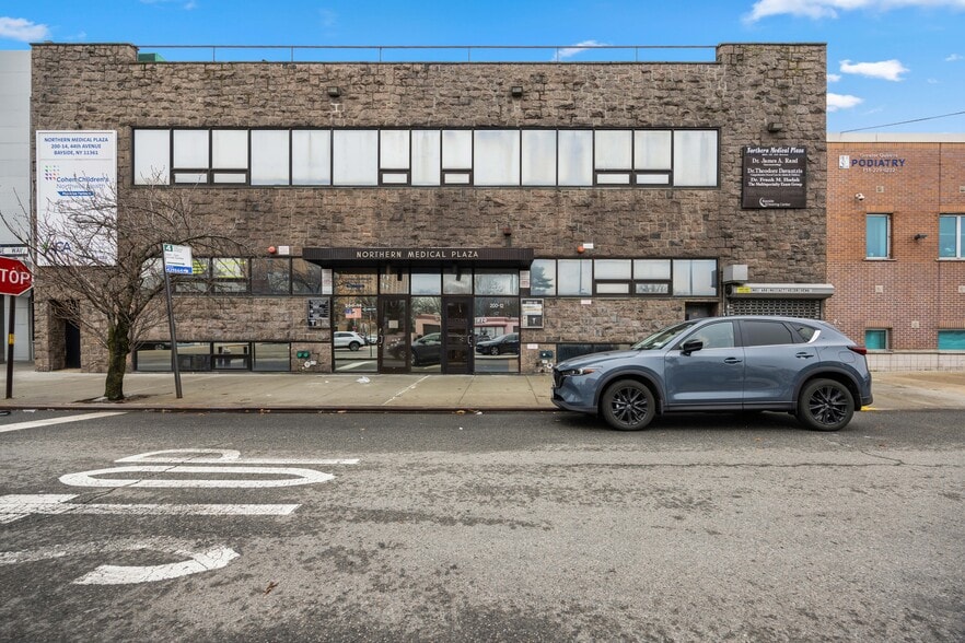 More Photos Of 200-12 44th Ave, Bayside Office For Lease