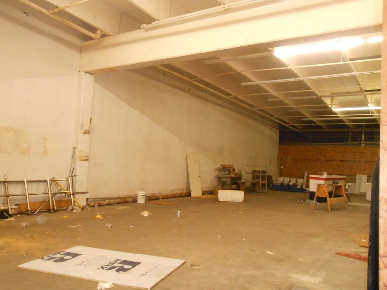 More Photos Of 1000 W US Highway 77, San Benito Unknown For Lease