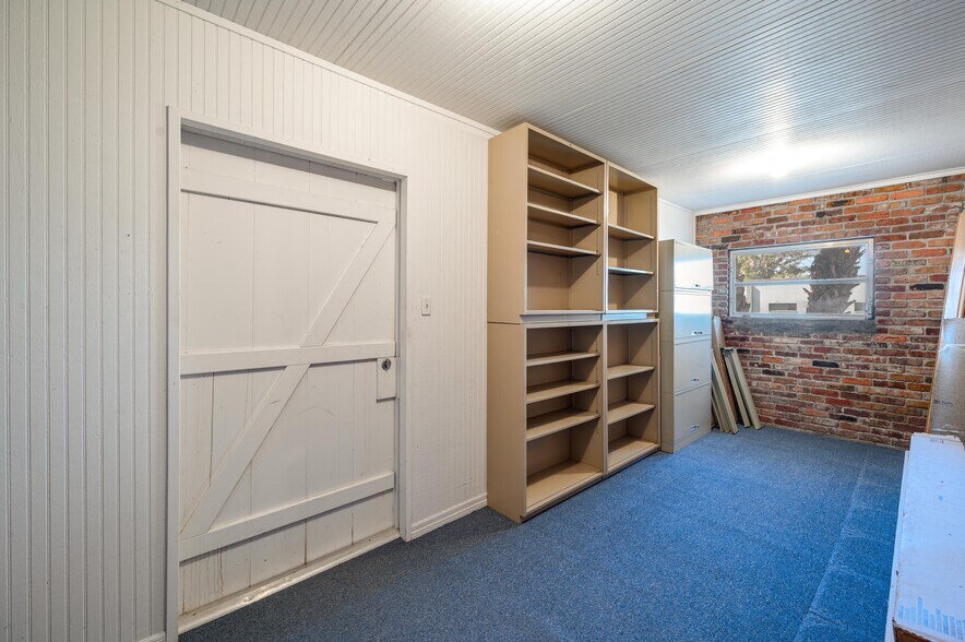 More Photos Of 510 E Parker St, Bartow Office For Sale