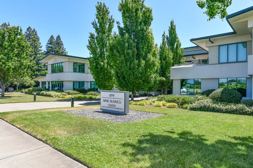 More Photos Of 899 Adams St, Saint Helena Office For Sale