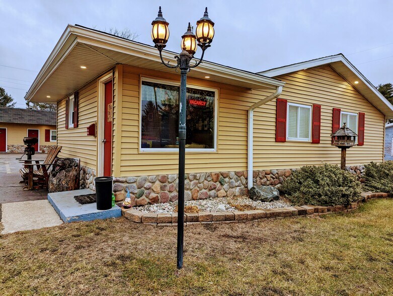 More Photos Of 12520 State St, Atlanta Hotel For Sale