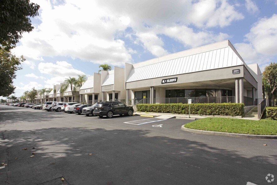 More Photos Of 4101 SW 47th Ave, Davie Unknown For Lease
