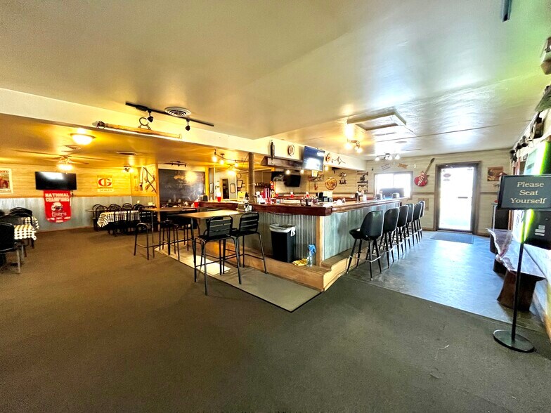 More Photos Of 55698 898 Rd, Saint Helena General Retail For Sale