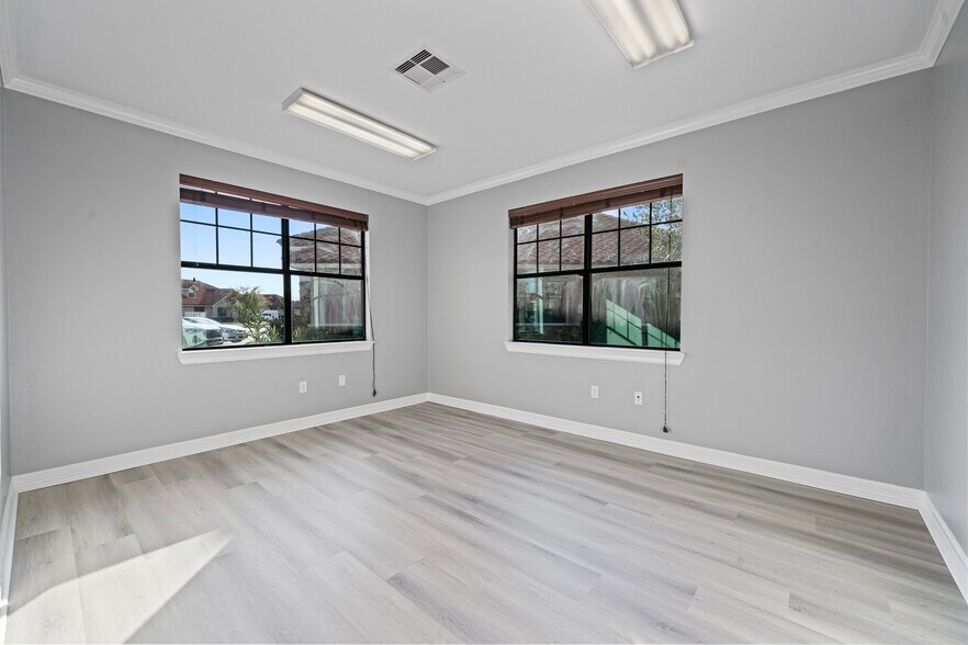 More Photos Of 4502 Riverstone Blvd, Missouri City Medical For Lease