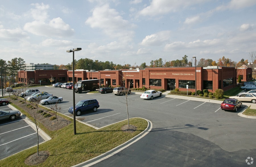 More Photos Of 3810 N Elm St, Greensboro Medical For Sale