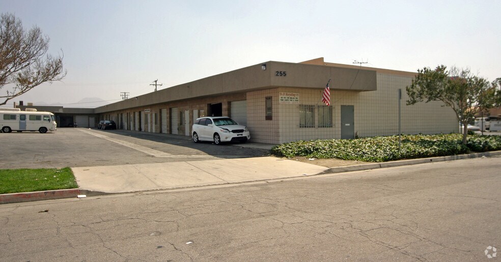 More Photos Of 255 W Benedict Rd, San Bernardino Warehouse For Lease