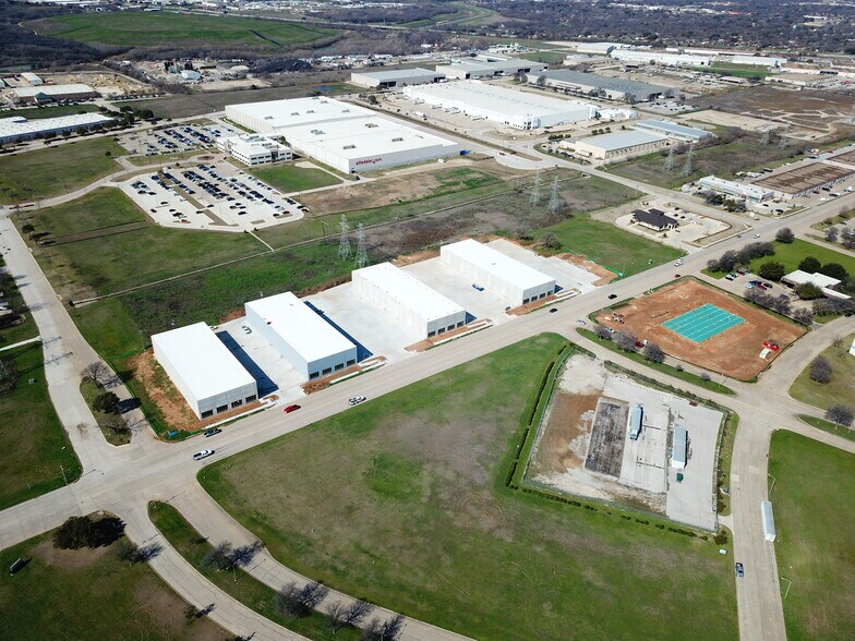 More Photos Of 1813 Handley Ederville Rd, Fort Worth Unknown For Lease