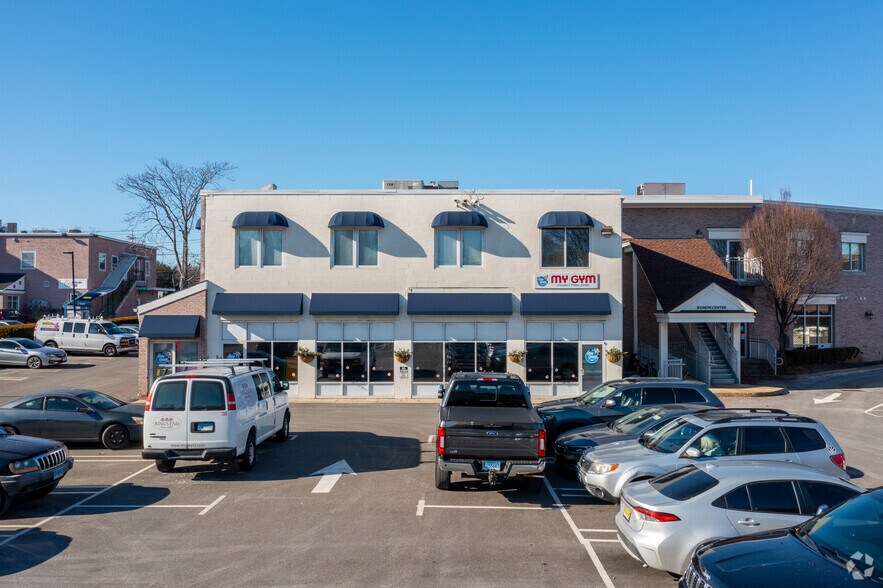 More Photos Of 1125-1139 Post Rd, Fairfield Storefront Retail Office For Lease