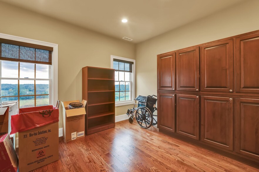 More Photos Of 2189 2nd Street Pike, Newtown Healthcare For Lease