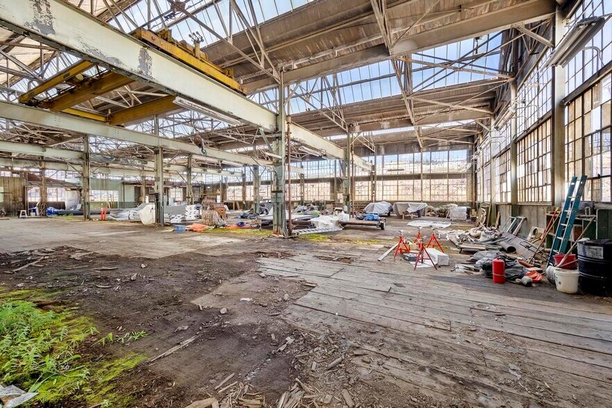 More Photos Of 244 Anaconda Rd, Butte Warehouse For Sale