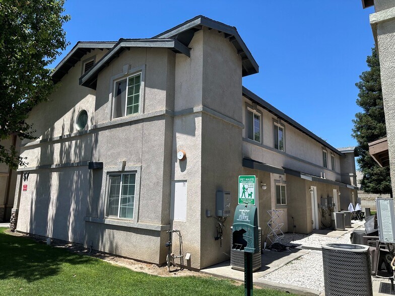 More Photos Of 600 Hosking Ave, Bakersfield Apartments For Sale