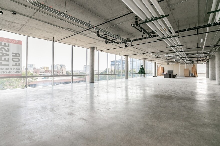 More Photos Of 500 S Clinton St, Iowa City Office Residential For Lease