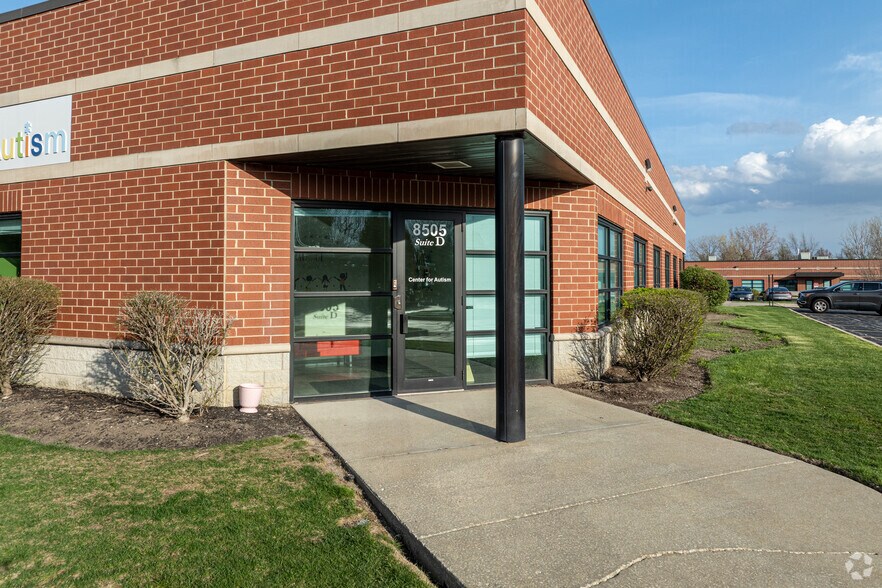 More Photos Of 8505 W 183rd St, Tinley Park Medical For Lease