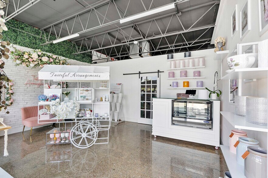 More Photos Of 612 NW 9th Ave, Fort Lauderdale Restaurant For Lease