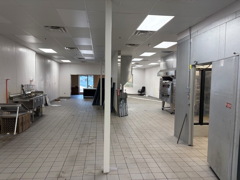 Primary Photo Of 826-830 Hazelwood Ave, Pittsburgh Unknown For Lease