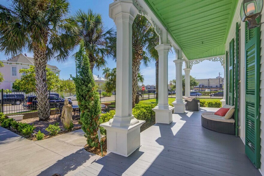 More Photos Of 1502 Market St, Galveston Hospitality For Sale