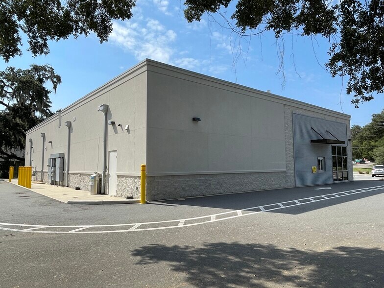 209 NW 75th St, Gainesville, FL 32607 Retail For Lease