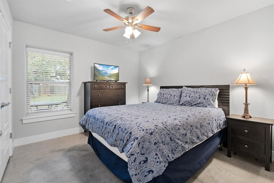 More Photos Of 15924 Stewart Rd, Austin Multifamily For Sale