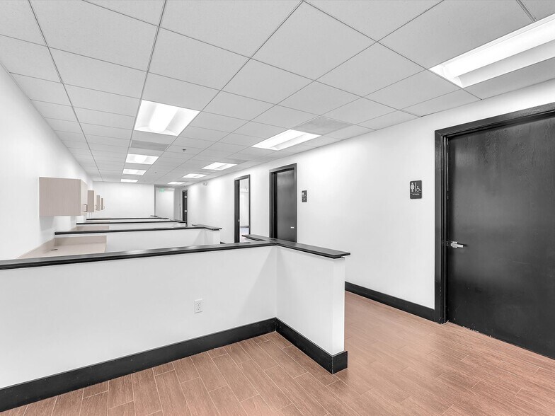 More Photos Of 2797 NW 105th Ave, Miami Warehouse For Lease