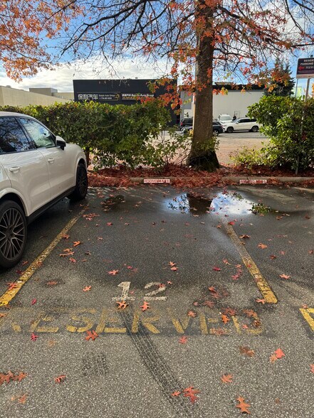 More Photos Of 4231 Hazelbridge Way, Richmond Storefront Retail Office For Lease