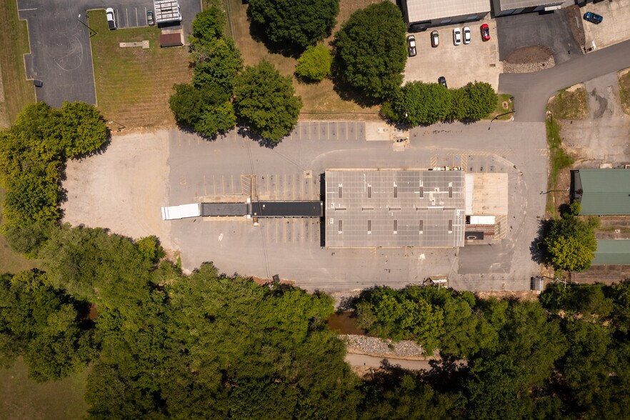 More Photos Of 1263 School St, Wilkesboro Industrial For Sale