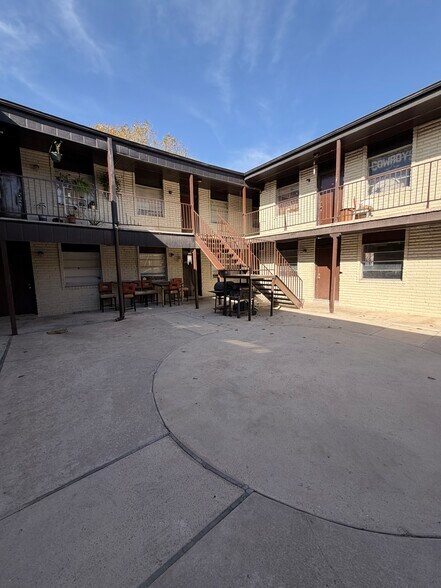 More Photos Of 703 Logwood Ave, San Antonio Apartments For Sale