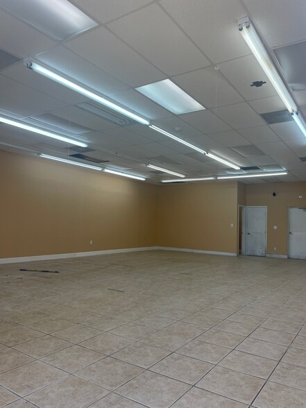 More Photos Of 2675 NW 207th St, Miami Gardens Unknown For Lease