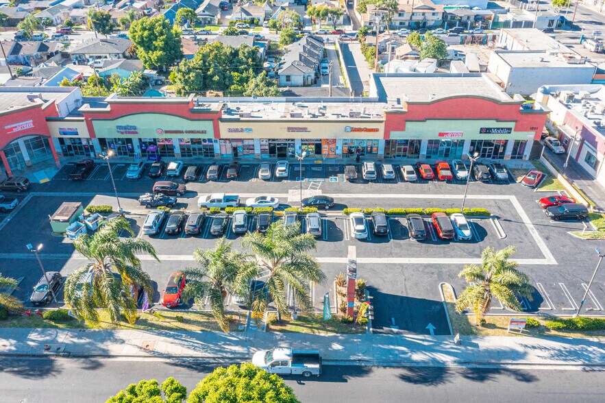 More Photos Of 1301 E Rosecrans Ave, Compton Unknown For Lease