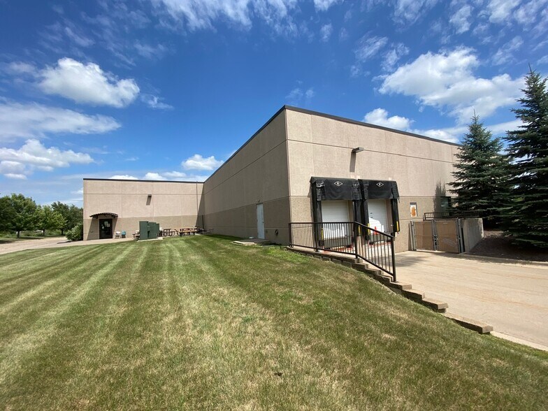 More Photos Of 15191 Boulder Ct, Rosemount Flex For Sale