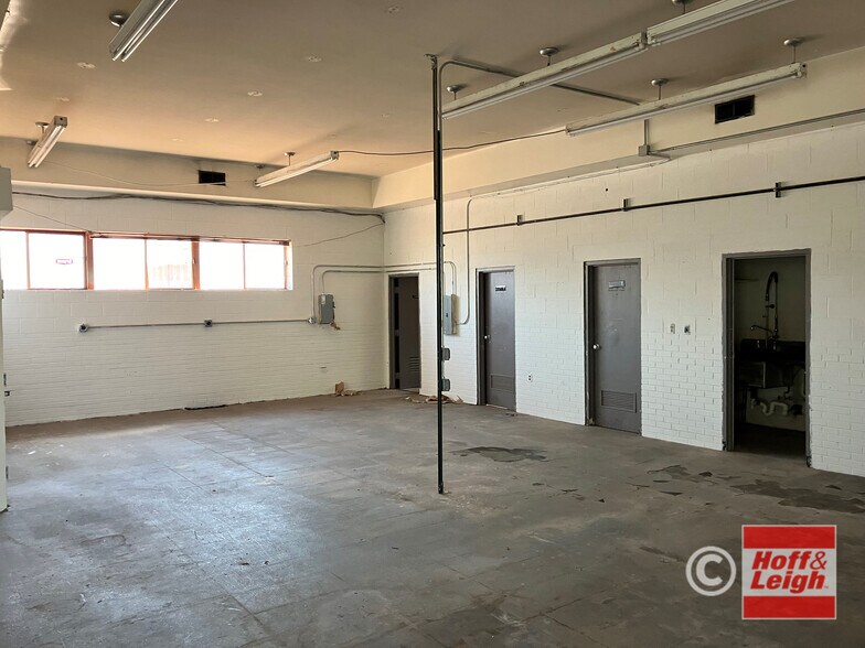 More Photos Of 355 Main St, Colorado Springs Freestanding For Lease