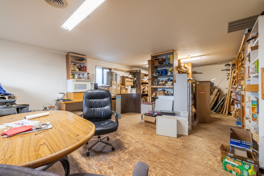 More Photos Of 3111 T Ave, Anacortes Warehouse For Sale