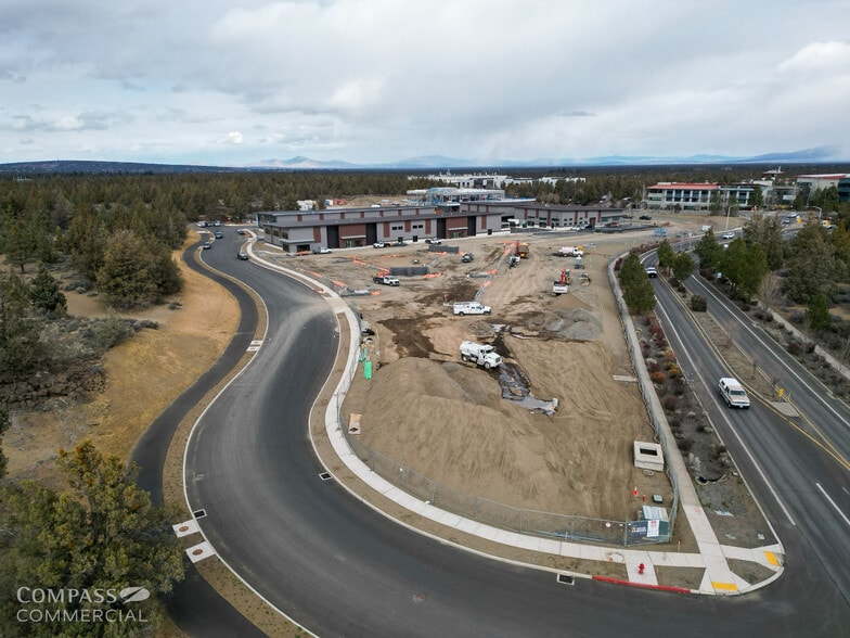 More Photos Of NWC of Cooley Rd. & 18th St., Bend Unknown For Lease