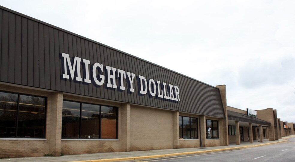 Primary Photo Of 2920-2960 S NC 127 Hwy, Hickory Supermarket For Lease