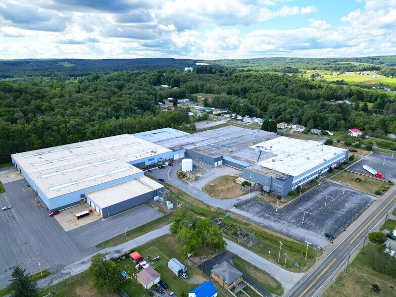 Primary Photo Of 835 Washington St, Saint Marys Manufacturing For Lease