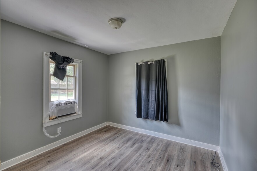 More Photos Of 515 5th Ave SE, Moultrie Apartments For Sale