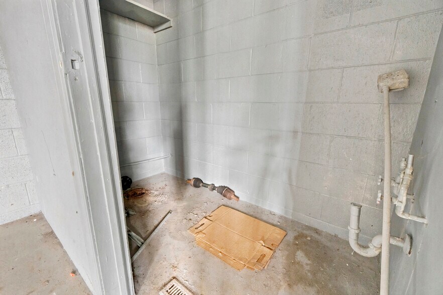 More Photos Of 1336 W Central Ave, Egg Harbor City Industrial For Lease