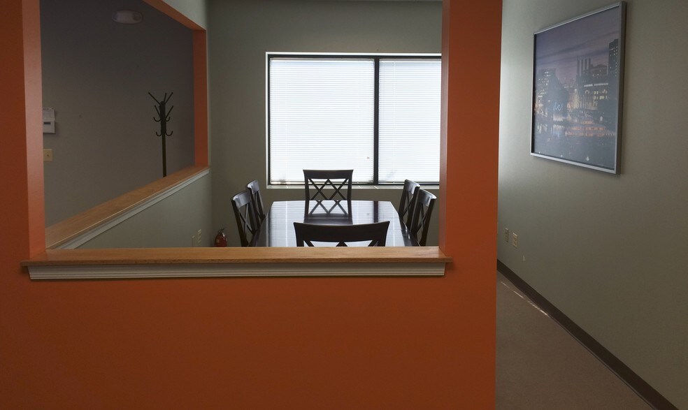 More Photos Of 8701-8739 Mylander Ln, Towson Unknown For Lease