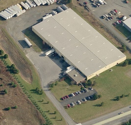 More Photos Of 1210 Route 9, South Schodack Warehouse For Lease