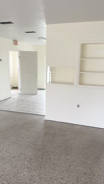 Primary Photo Of 5018 Grand Blvd, New Port Richey Office For Lease