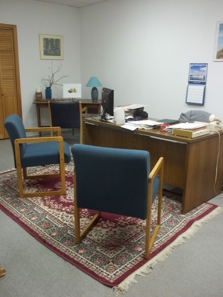 More Photos Of 152 Lynnway, Lynn Office For Sale
