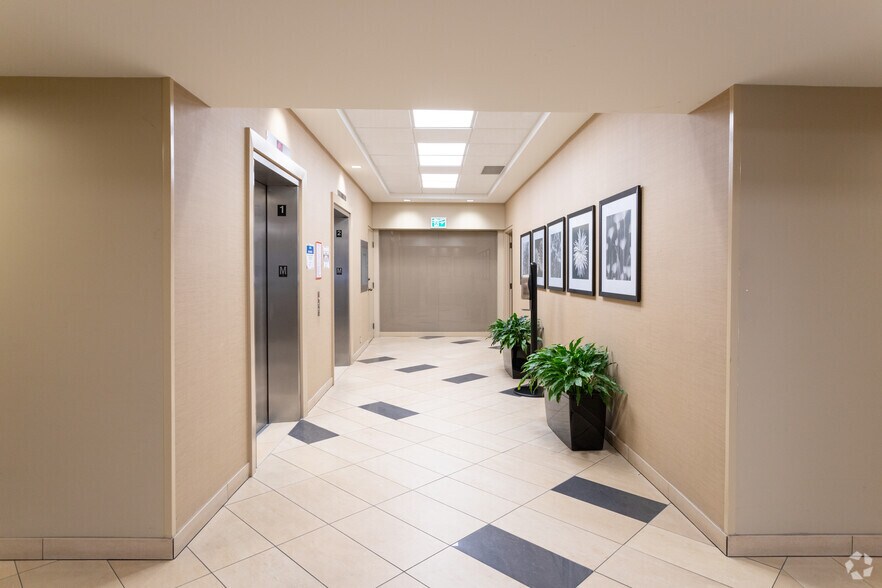 More Photos Of 4370 Dominion St, Burnaby Office For Lease
