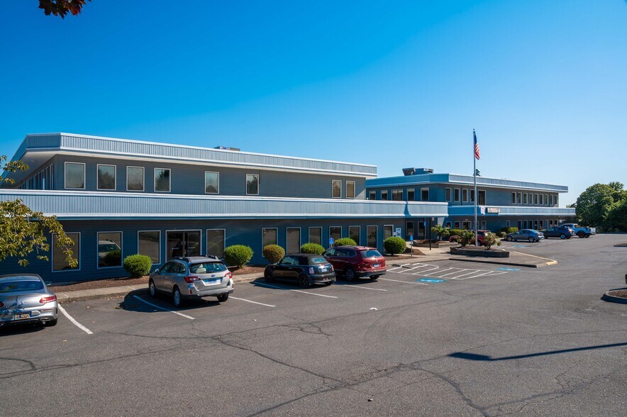 More Photos Of 2201-2207 NE Columbia Blvd, Portland Office For Lease